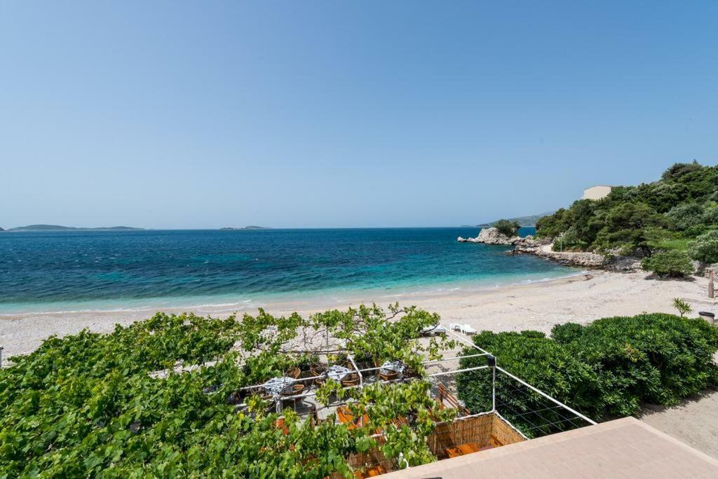 Poseydon Beach Bungalow Млини Екстериор снимка